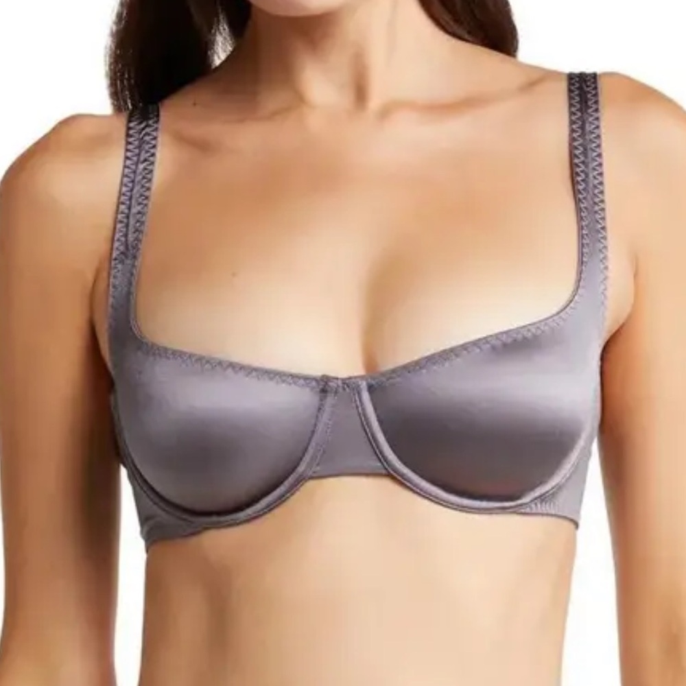 SKIMS Stretch Satin Underwire Gray Bra 32C